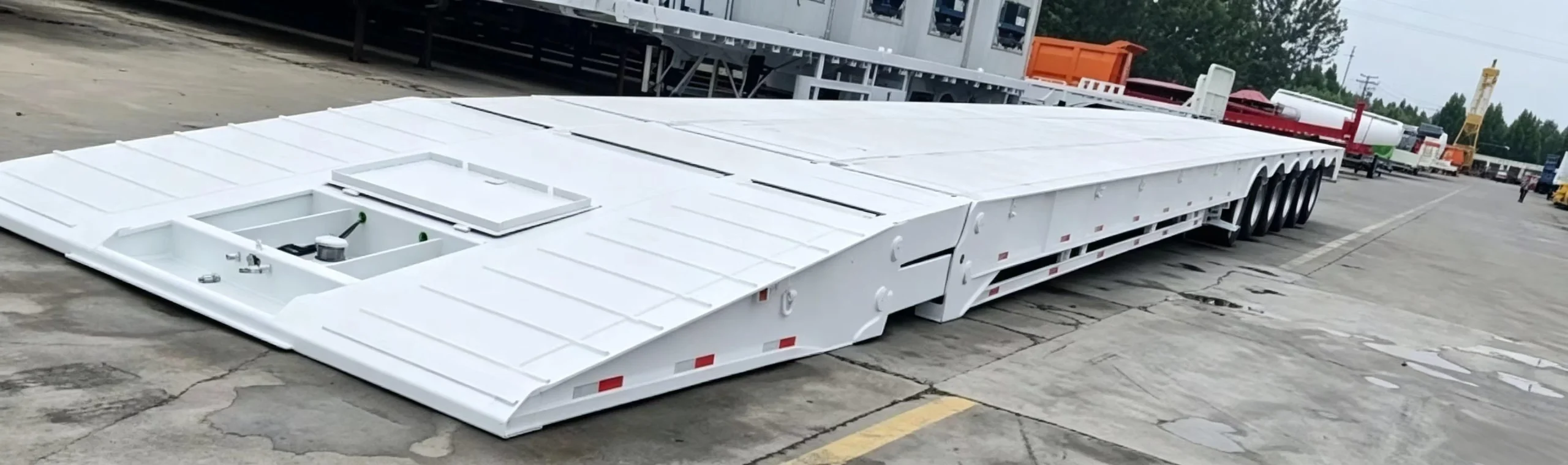 22-Meter Folding Gooseneck Low-Bed Trailer